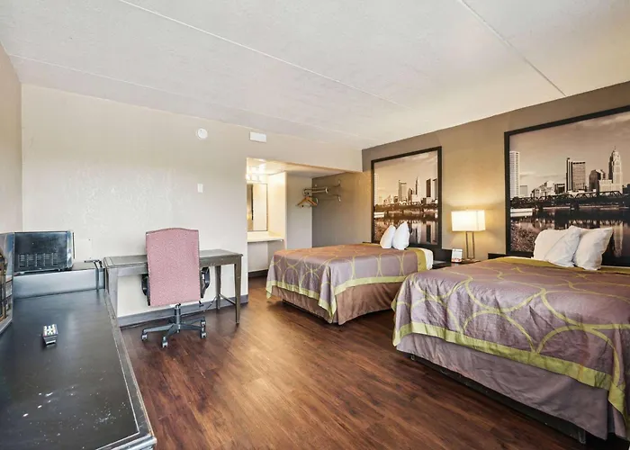 Super 8 By Wyndham Millbury/Toledo